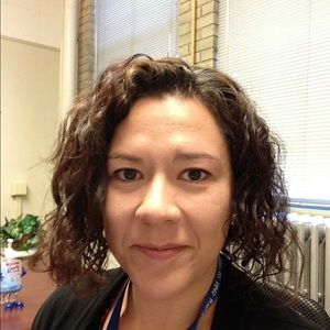 Meet your Posher, Lorraine